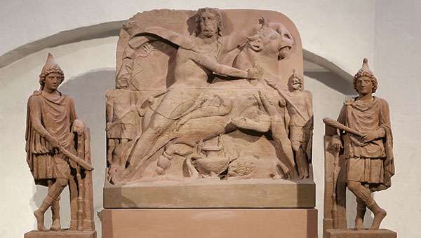 Highlights of the Archäologisches Museum Frankfurt and the KAISERPFALZ franconofurd